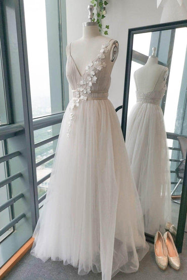 A-Line Sweep-Brush Train Lace Tulle Wedding Dress CW2760 - COCOMELODY