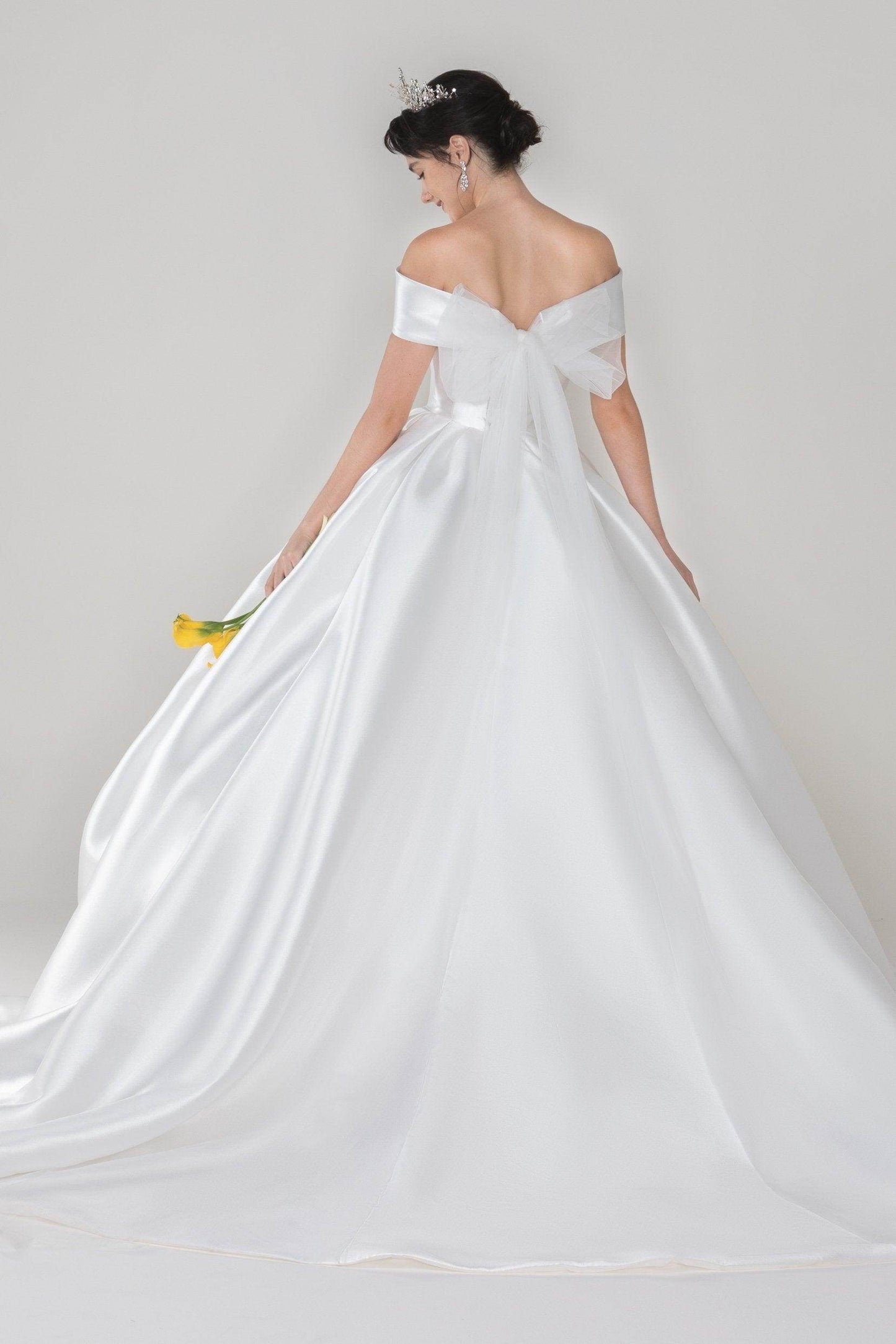 Princess Court Train Mikado Wedding Dress CW2520 - COCOMELODY
