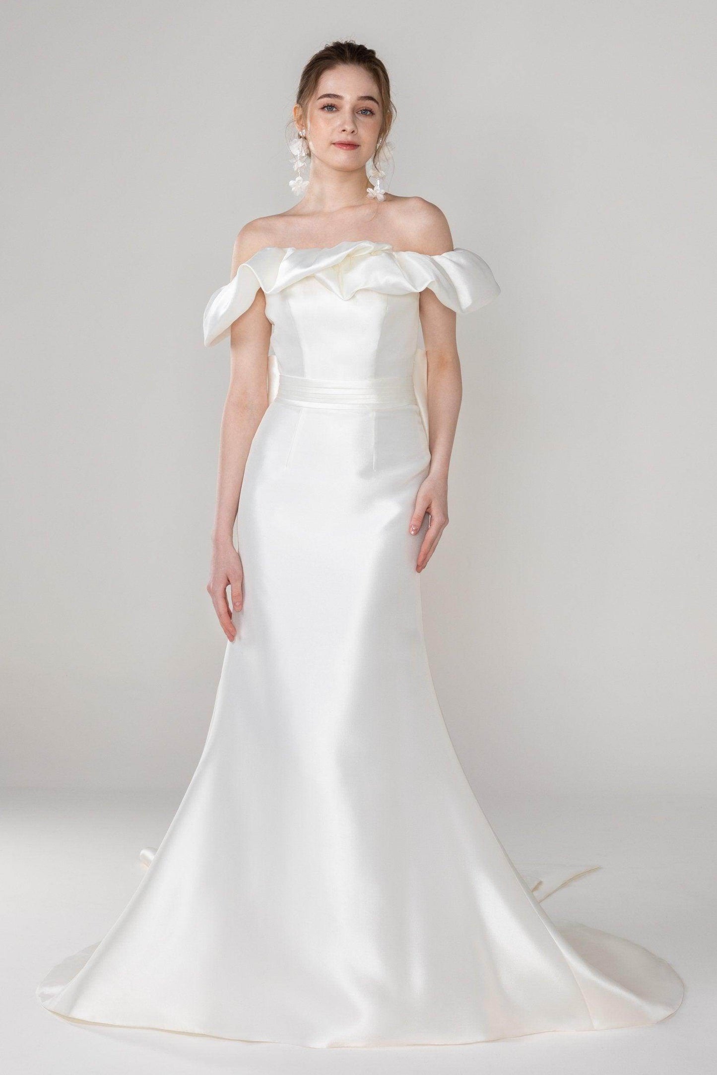 Trumpet-Mermaid Court Train Mikado Wedding Dress CW2522 - COCOMELODY