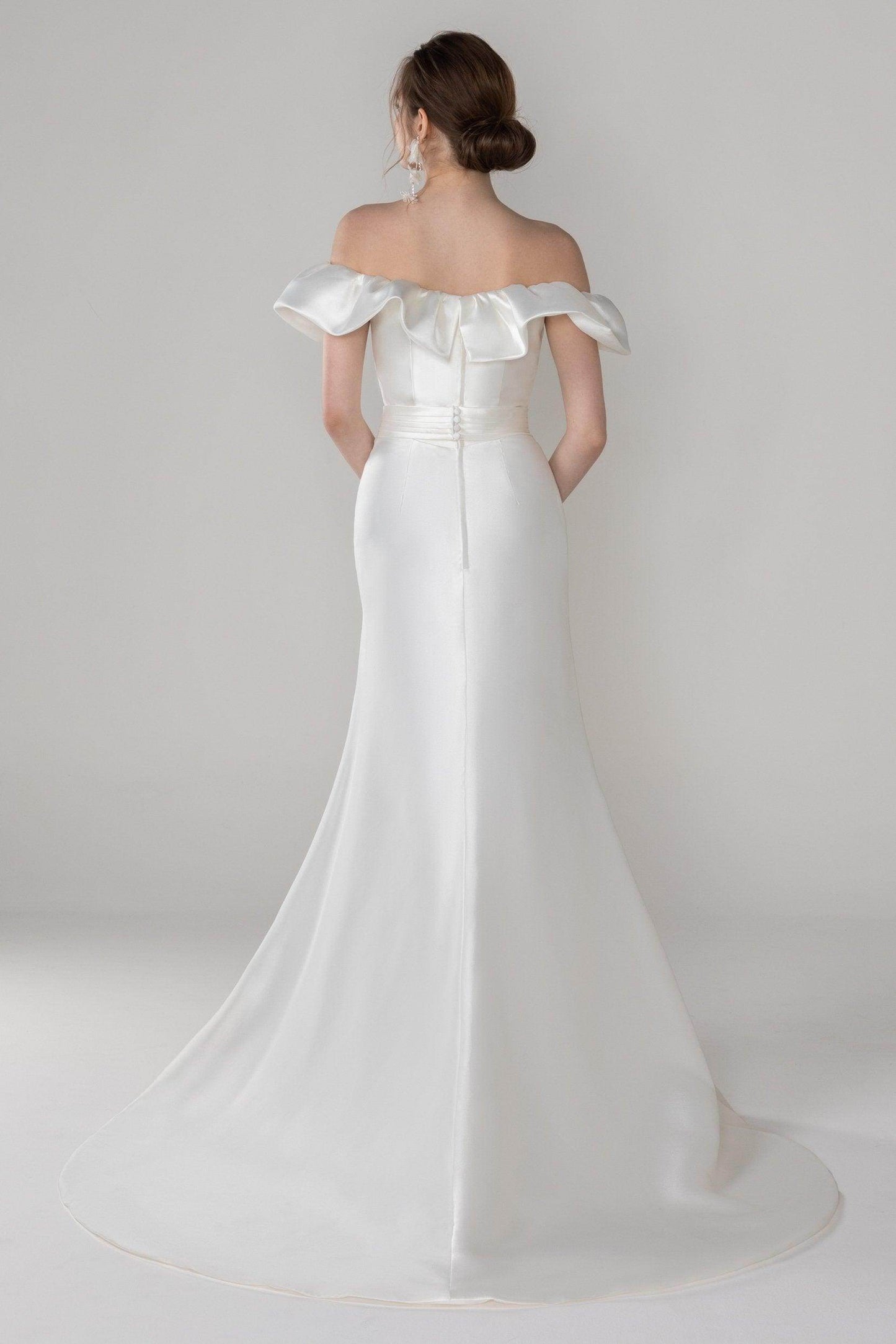 Trumpet-Mermaid Court Train Mikado Wedding Dress CW2522 - COCOMELODY
