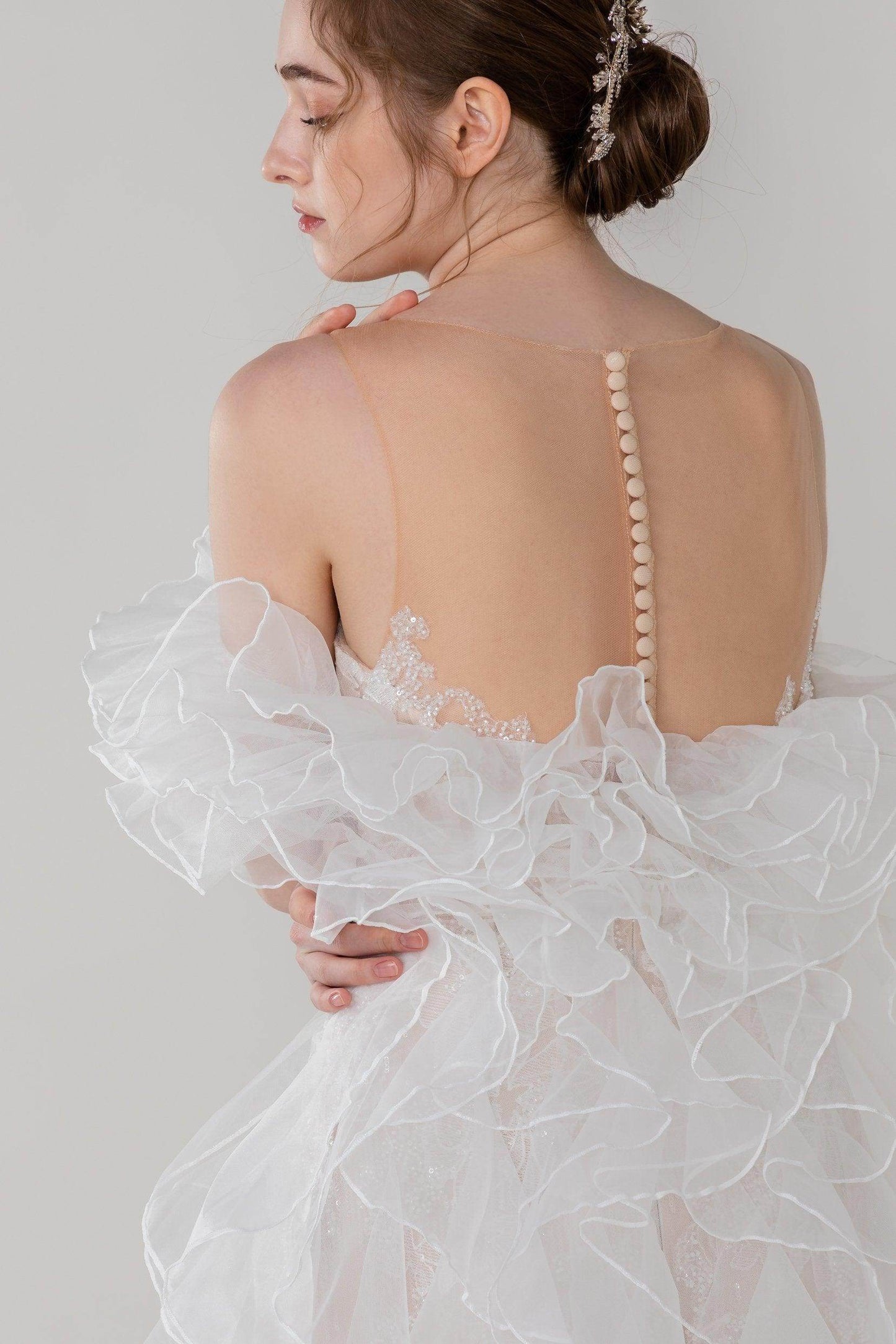 Trumpet-Mermaid Court Train Lace Wedding Dress CW2500 - COCOMELODY