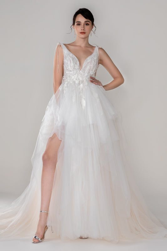 A-Line Court Train Tulle Wedding Dress CW2497