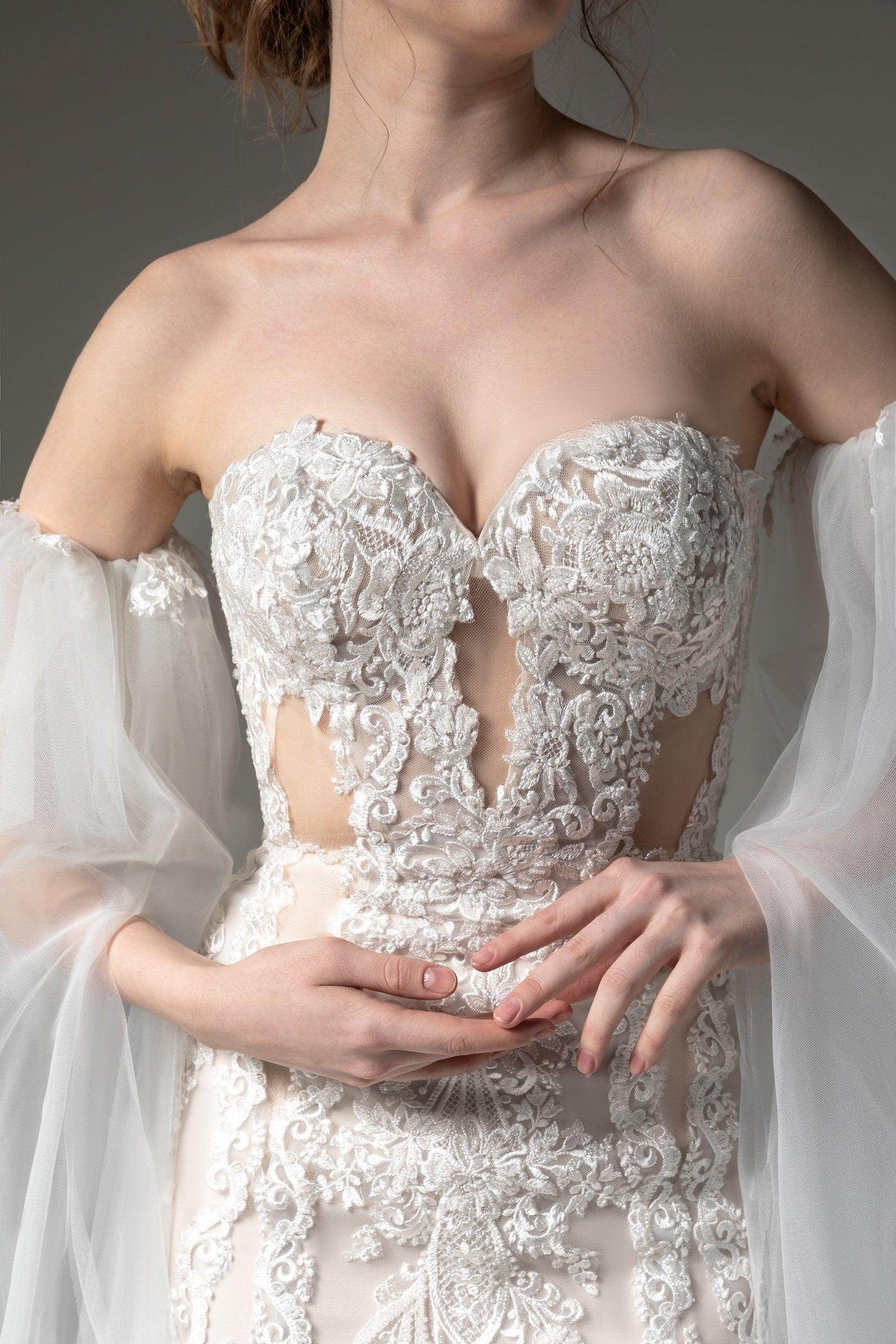 Trumpet-Mermaid Cathedral Train Tulle Wedding Dress CW2505 - COCOMELODY