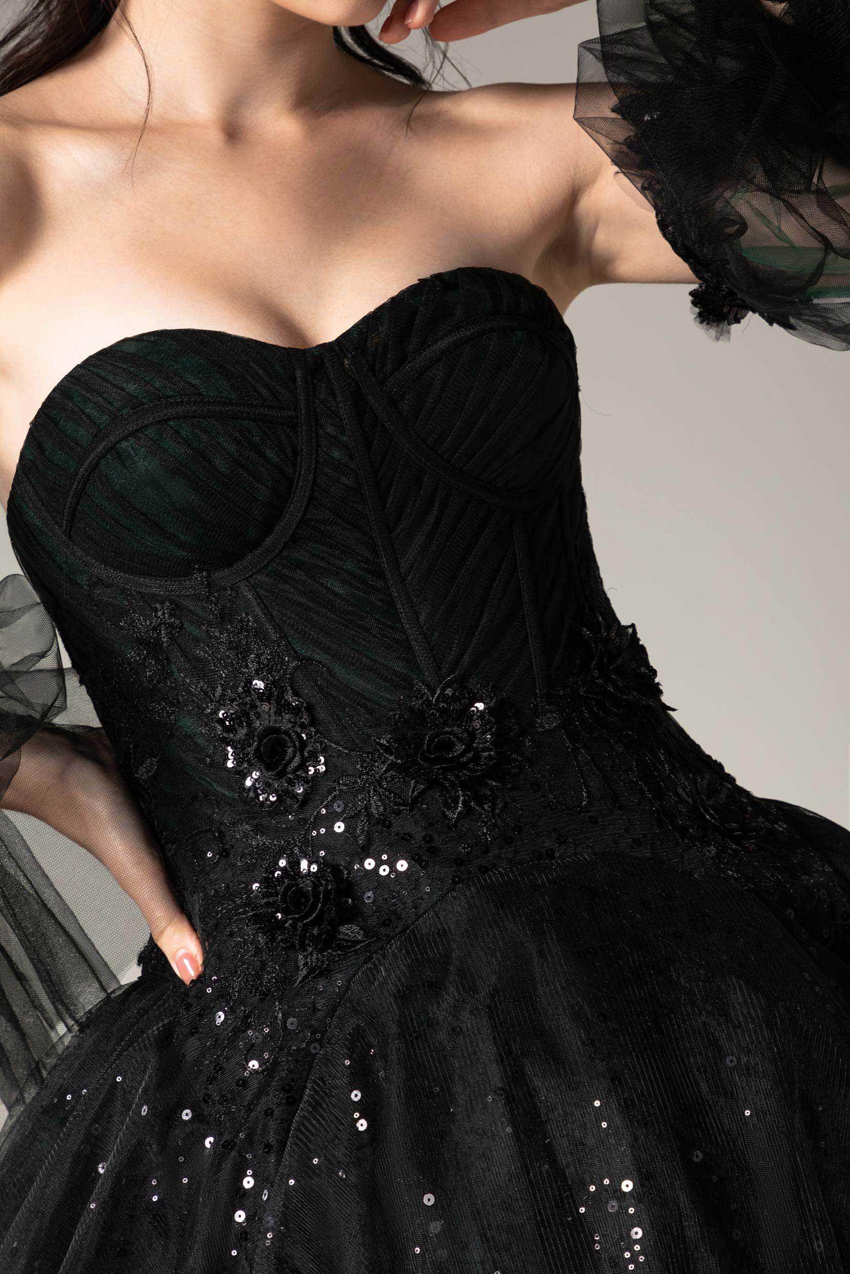 A-Line Chapel Train Tulle Wedding Dress CW2506 - COCOMELODY