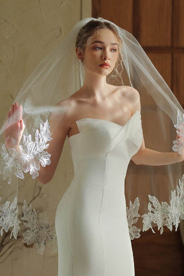 One-tier Cut Edge Tulle Waist Veils with Flower 890629373934 - COCOMELODY