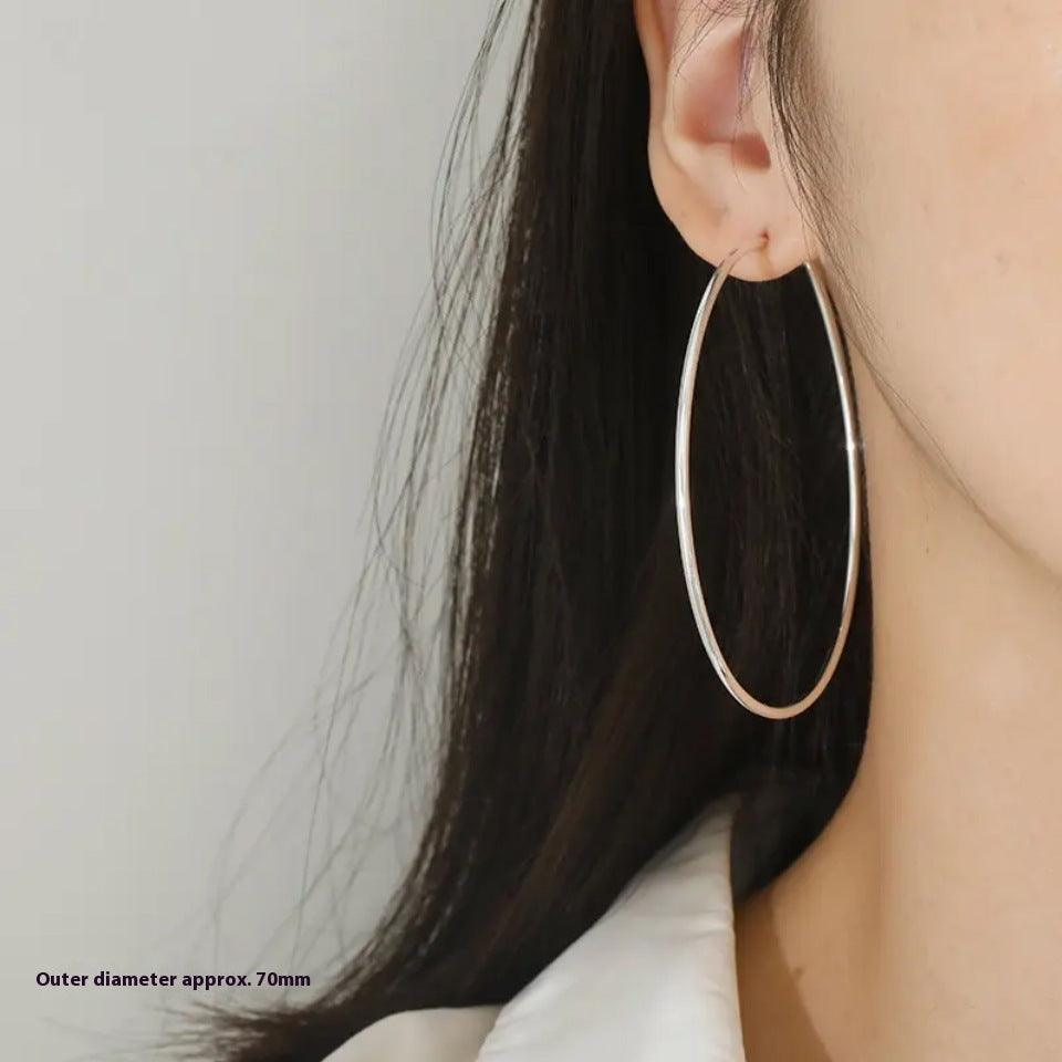 Round hoop earrings 810056657479 - COCOMELODY