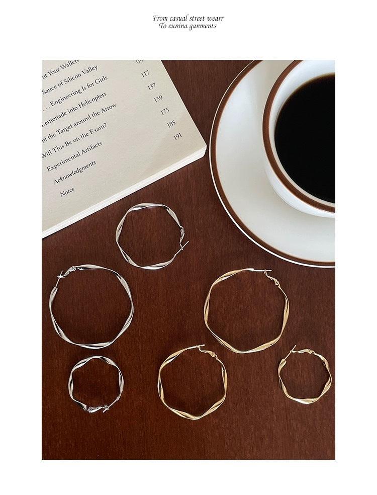 Mobius earrings Hoop earrings 810099306103 - COCOMELODY