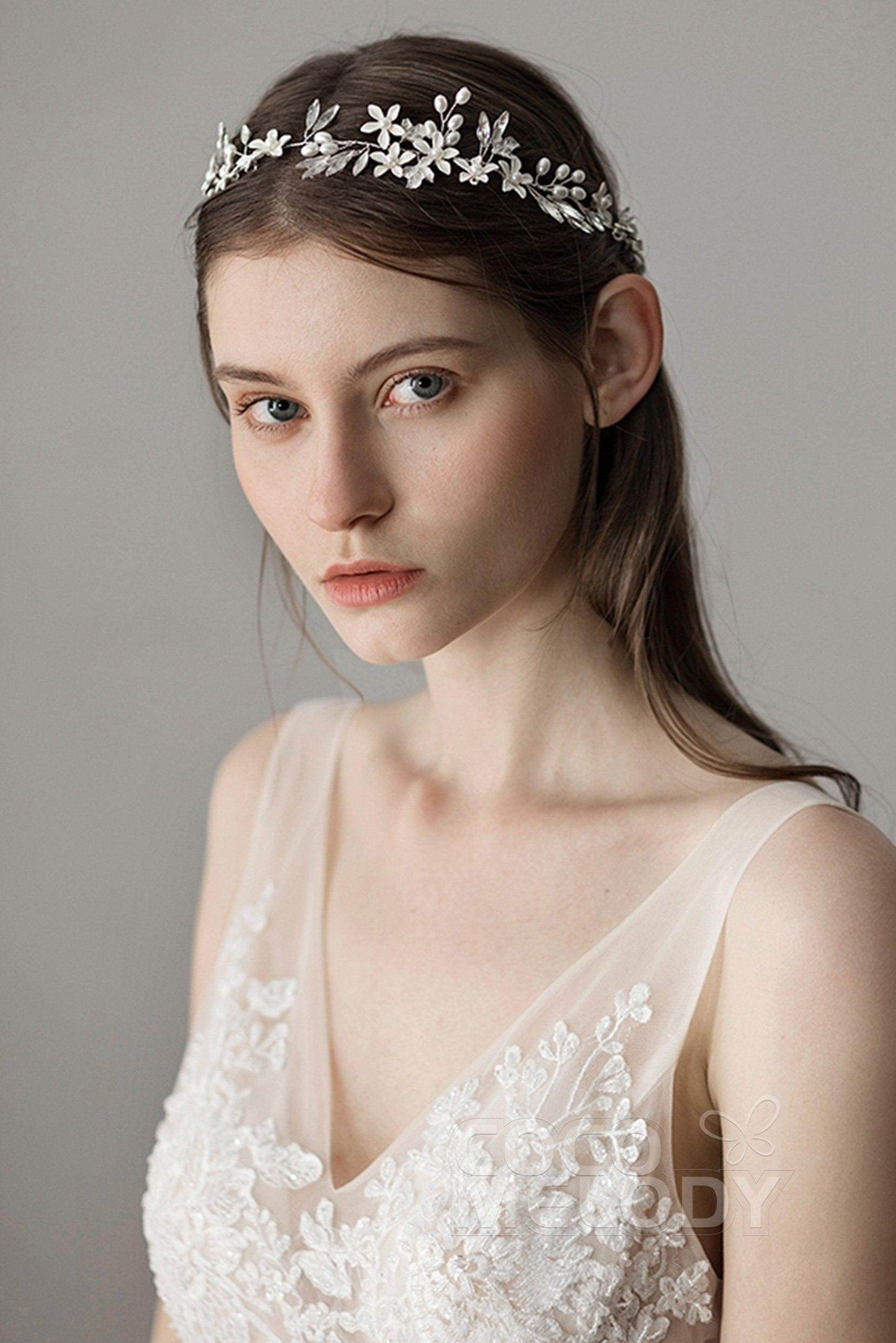 Fashion Alloy Headbands with Pearl and Crystals AH18017 - COCOMELODY