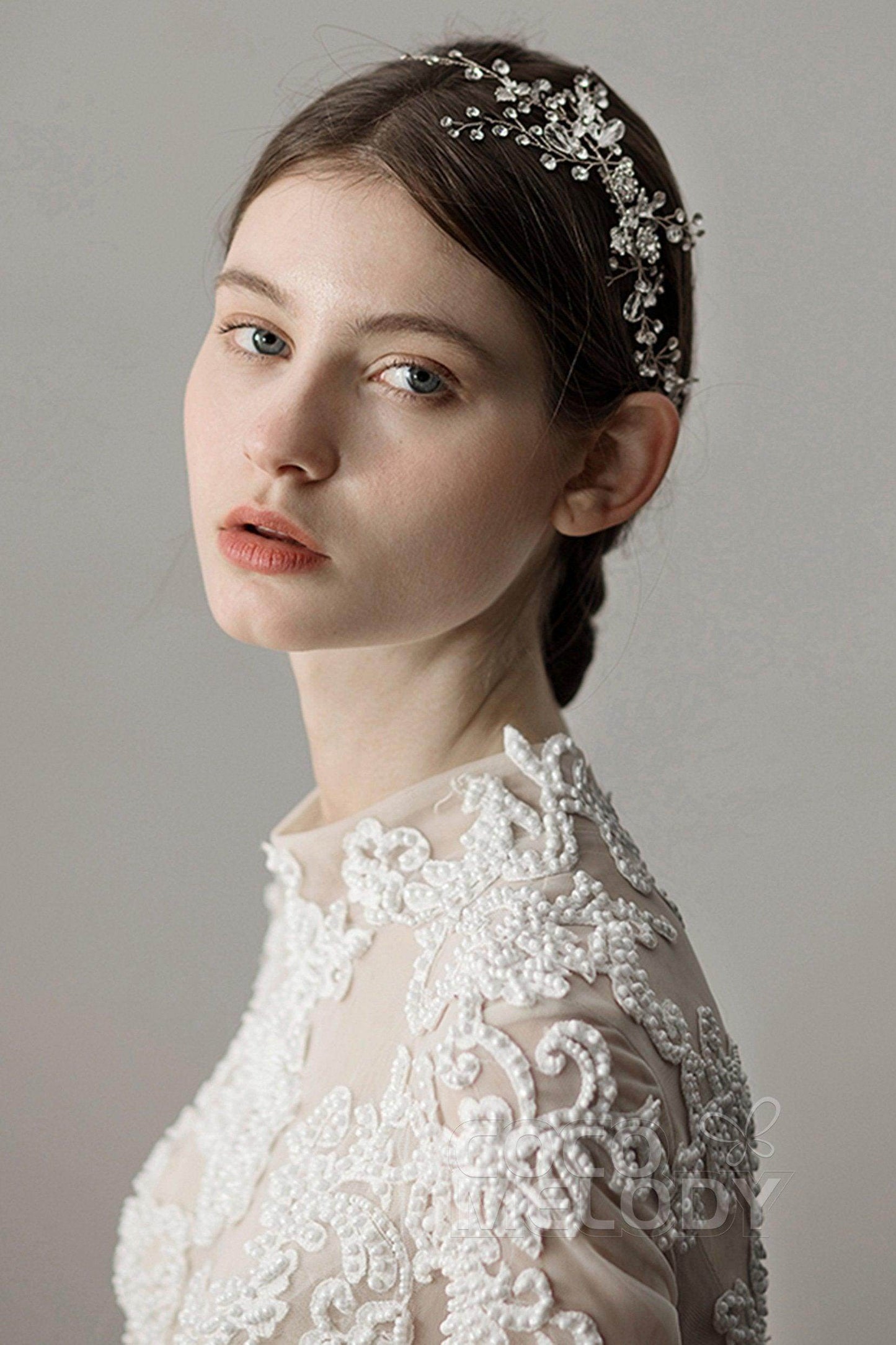 Fashion Alloy Hair Combs with Crystals Rhinestone AH18018 - COCOMELODY