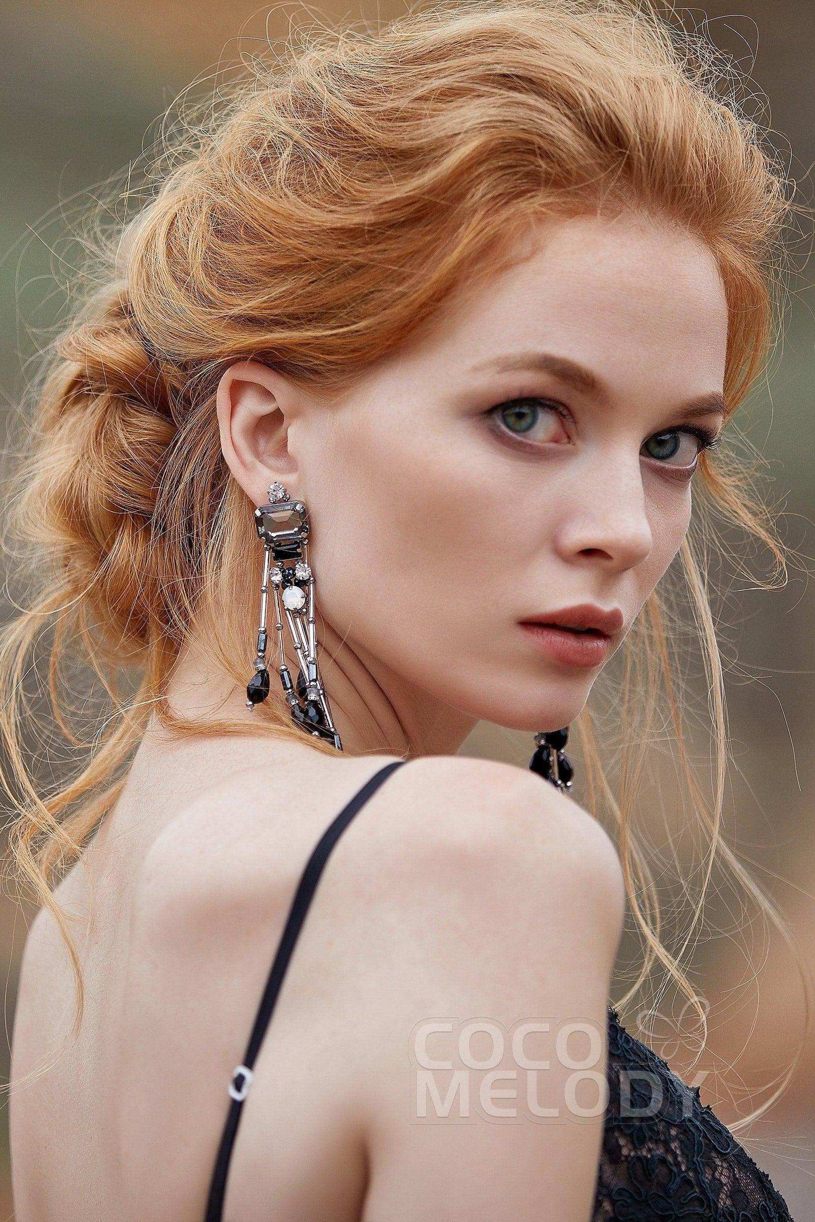 Fashion Zircon Wedding Earrings with Jewel Beading HG18019 - COCOMELODY