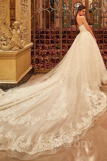 Ball Gown Cathedral Train Tulle Lace Wedding Dress LD5787 - COCOMELODY