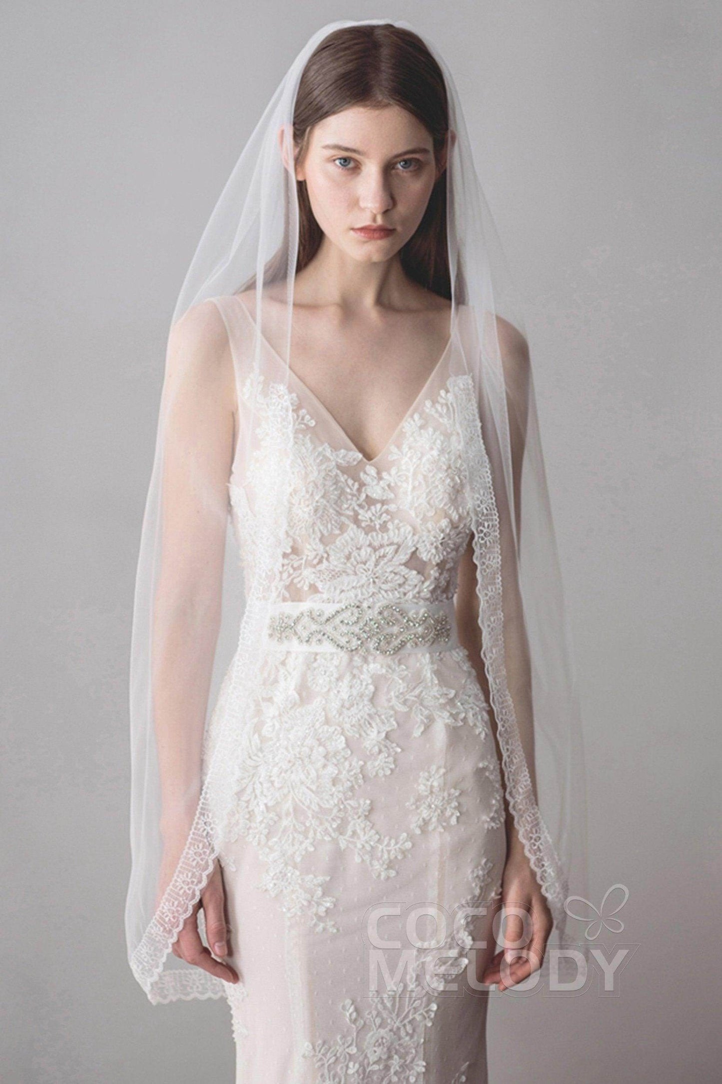 One-tier Lace Edge Tulle Lace Hip Veils Appliques AV18026 - COCOMELODY