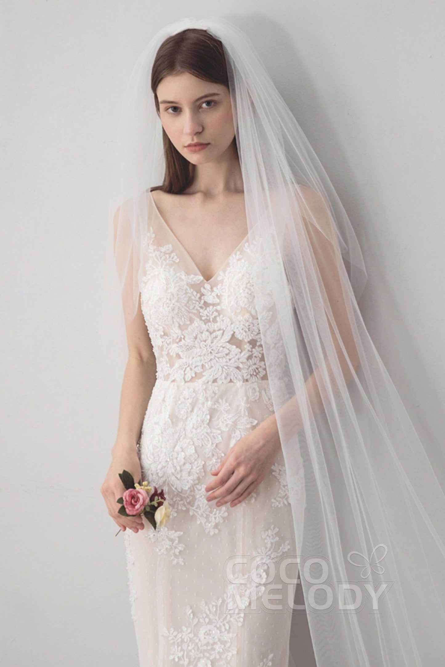 Fashion Two-tier Cut Edge Tulle Chapel Veils AV18030 - COCOMELODY