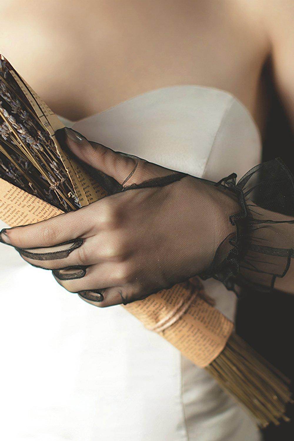 Fingertips Wrist Length Tulle Wedding Gloves CD0078 - COCOMELODY