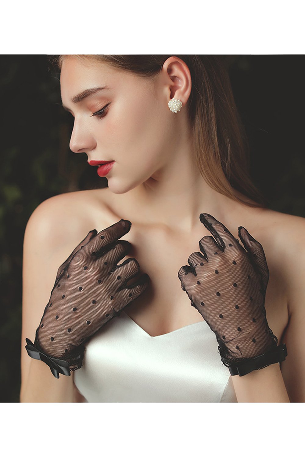 Fingertips Wrist Length Lace Wedding Gloves CD0087