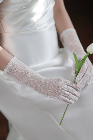 Fingertips Wrist Length Lace Wedding Gloves CD0105