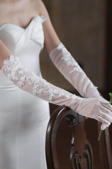 Fingertips Opera Length Tulle Wedding Gloves CD0106 - COCOMELODY