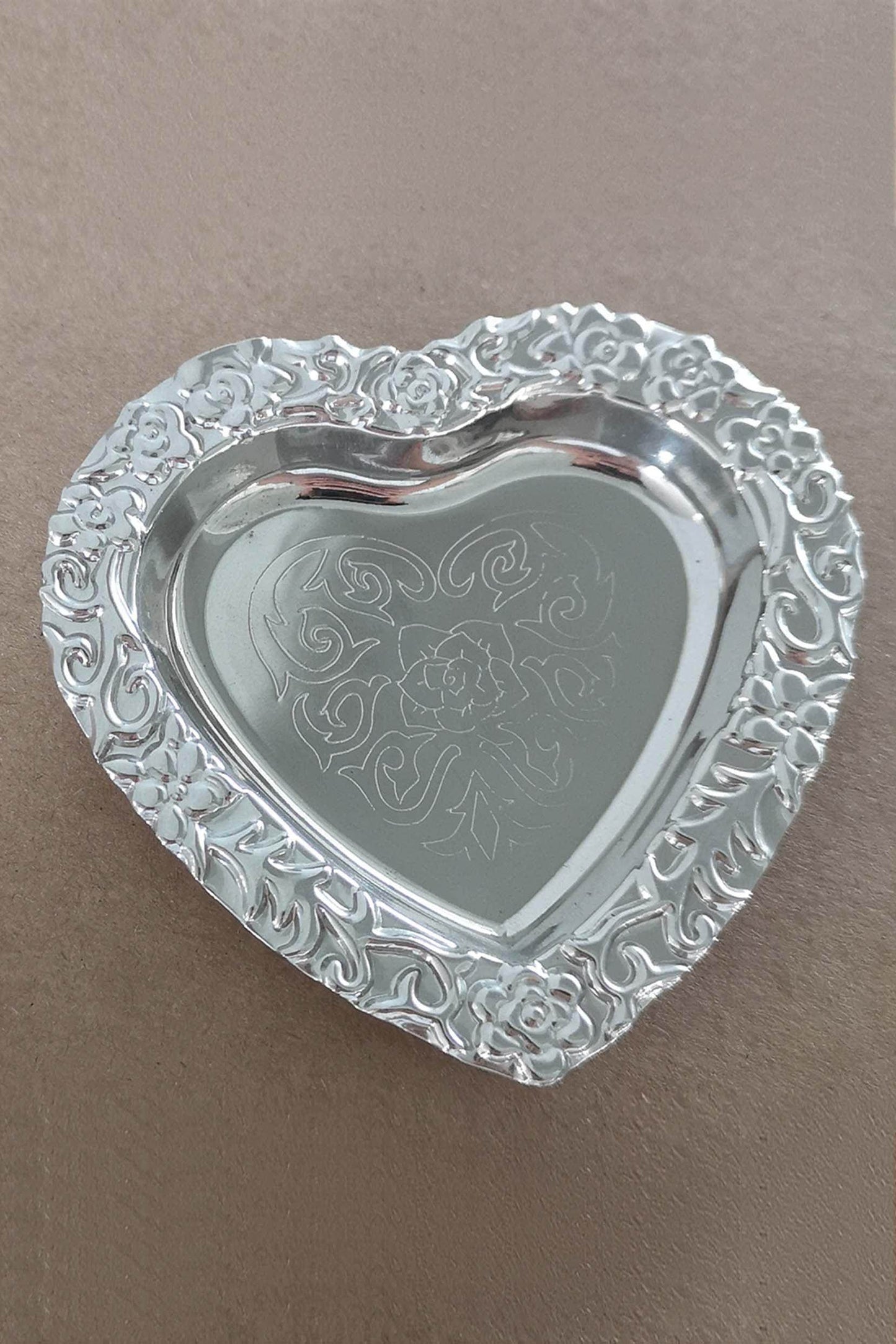 Decorative Heart Shaped Favor Dish 3.4in CGF0096 (Set of 6 pcs) - COCOMELODY