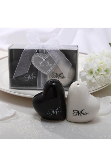Heart Shape Mr and Mrs Salt and Pepper Shakers CGF0185 (Set of 6 pcs) - COCOMELODY