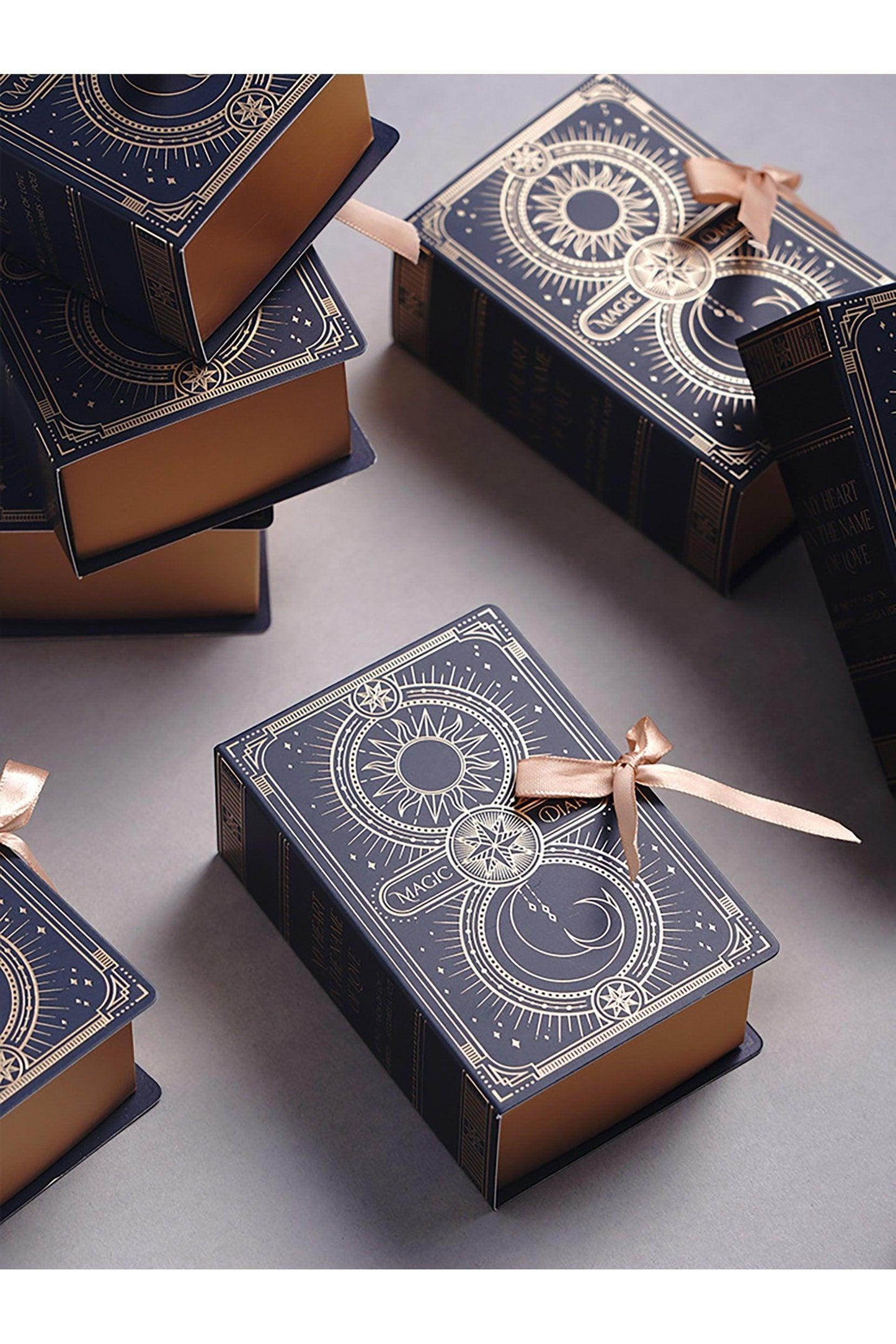 Love Diary Book Design Party Treat Boxes CGF0255 (Set of 12 pcs) - COCOMELODY