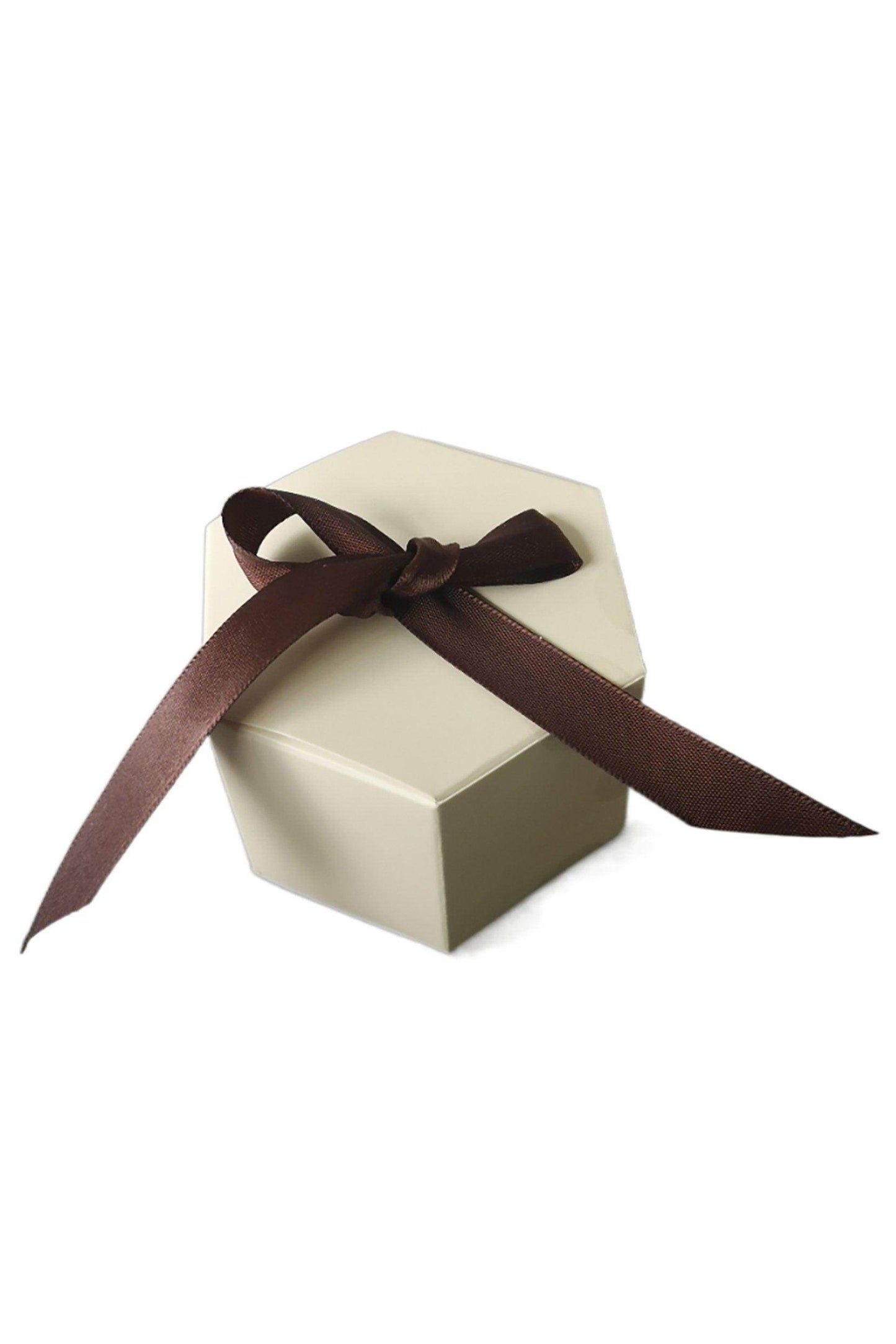 Hexagon Ivory Favor Boxes CGF0267 (Set of 12 pcs) - COCOMELODY
