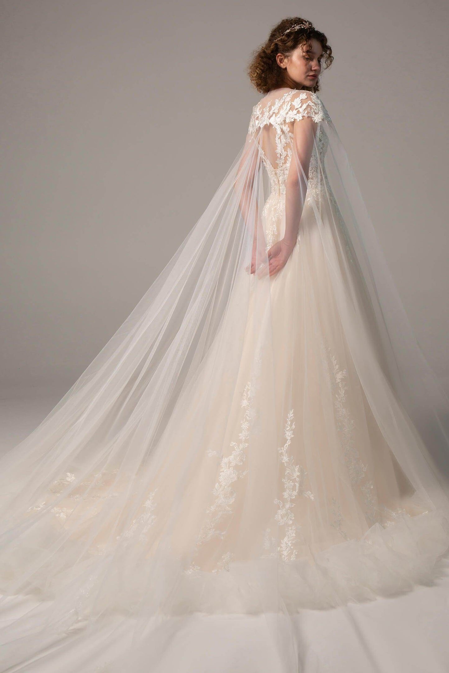 Tulle Wedding Wrap with Appliques Beading CJ0080