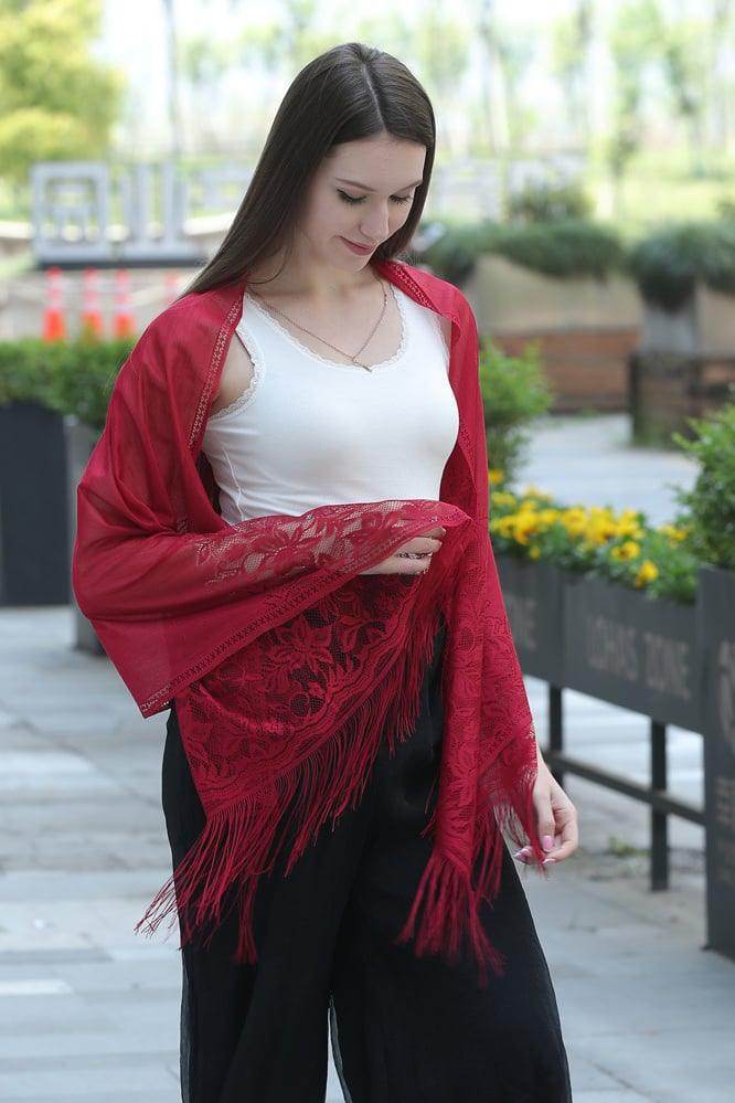 Lace Shawl with Tassels CJ0107 - COCOMELODY