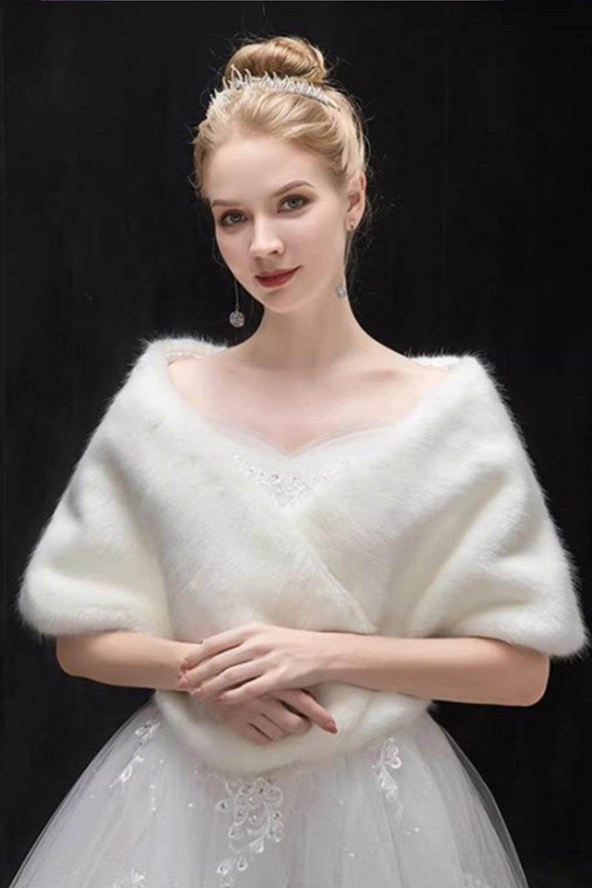 Faux Fur Shawl with CJ0132 - COCOMELODY