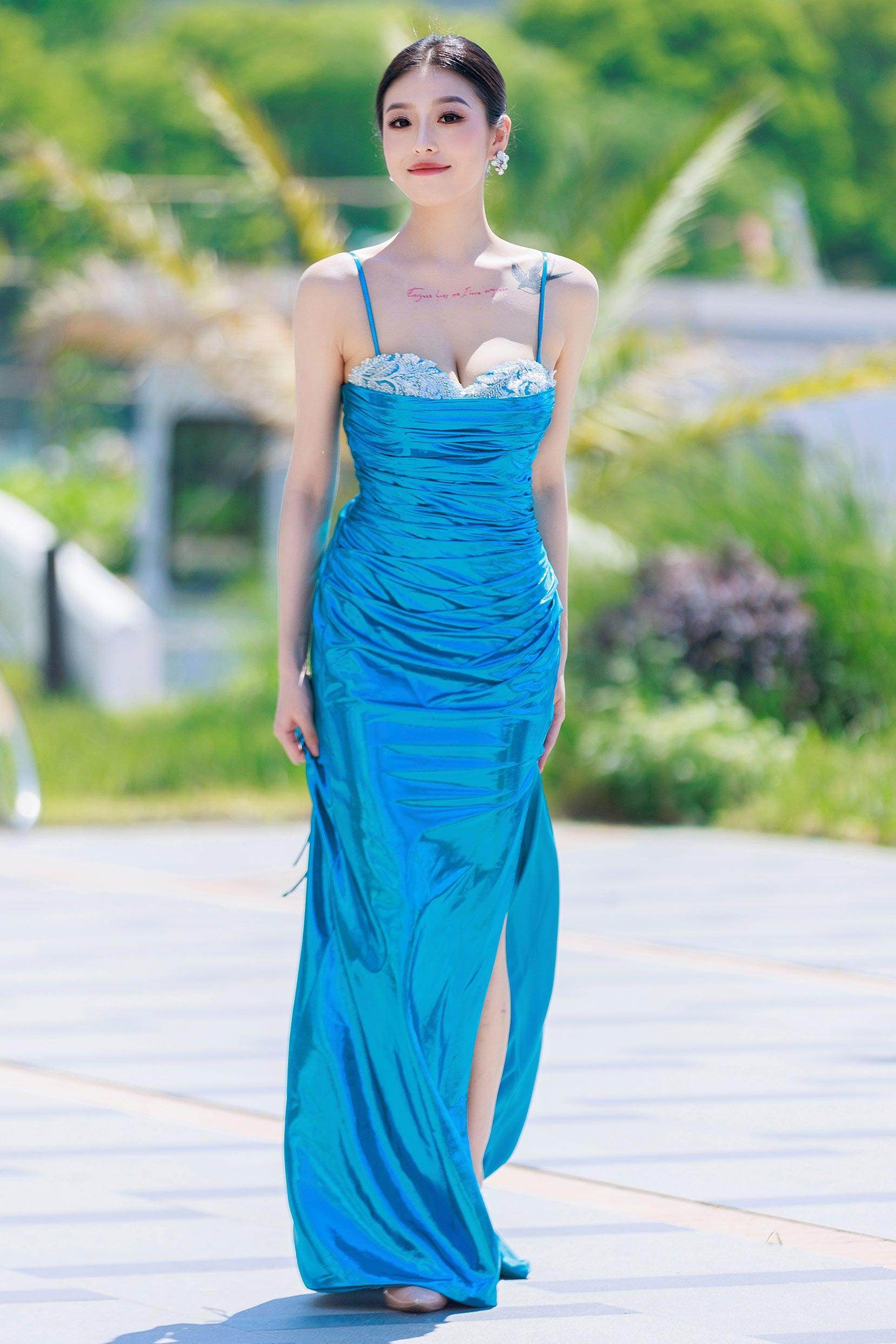 Cocomelody Sheath Blue Prom Dress with Ruffle CS0502, Hunter Green Cocomelody Sheath Blue Prom Dress with Ruffle CS0502, Hunter Green