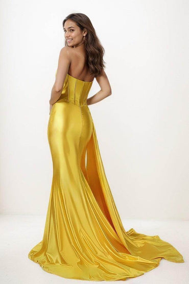 Flattering Scoop Neck Charmeuse Prom Dresses CS0785 - COCOMELODY