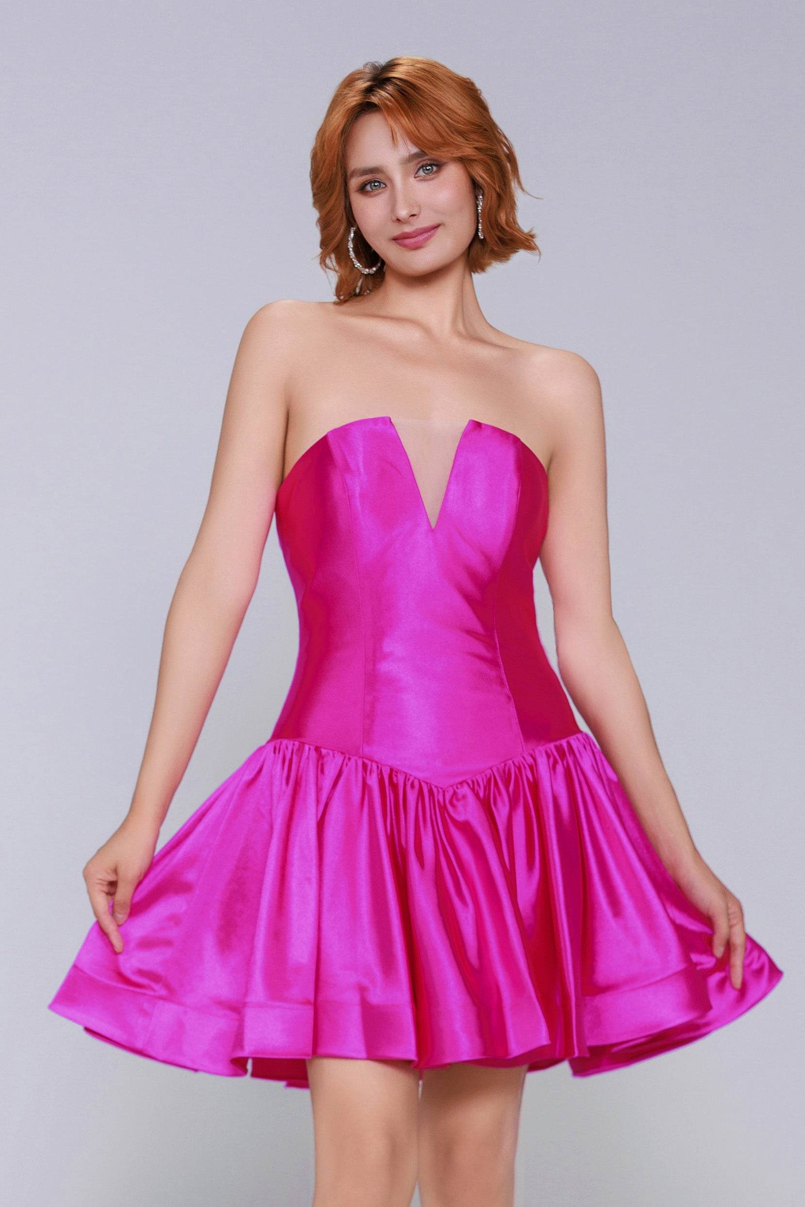 A-Line Mini Stretch Satin 2025 Homecoming Dresses COCOMELODY CS0973, Fiery Red