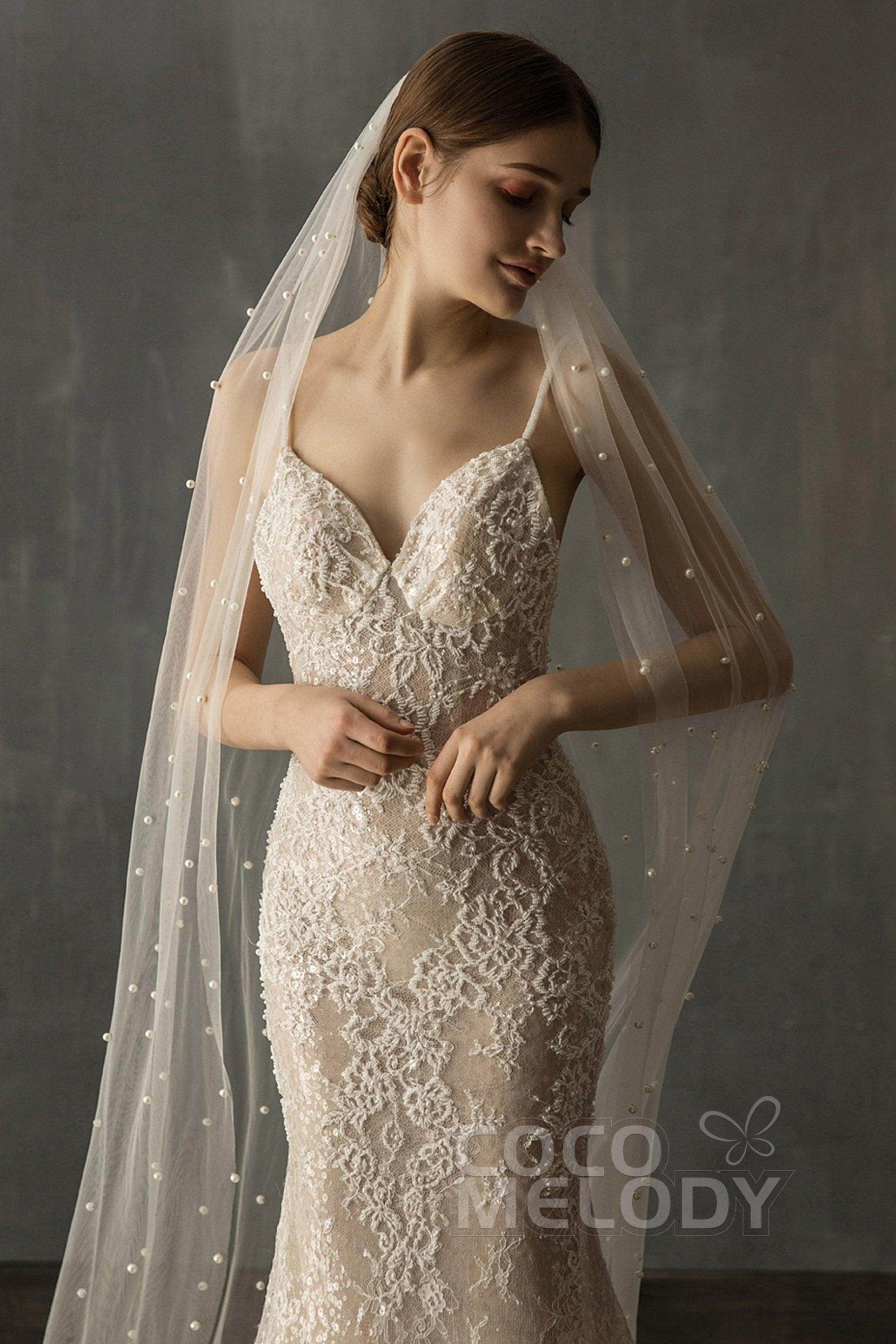 Elegant One-tier Cut Edge Tulle Chapel Veils Pearls CV0199 - COCOMELODY