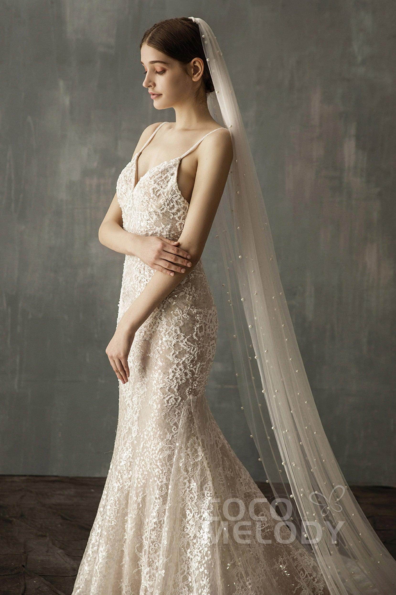 Elegant One-tier Cut Edge Tulle Chapel Veils Pearls CV0199 - COCOMELODY