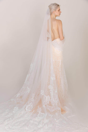 One-tier Lace Edge Tulle Cathedral Veils Appliques CV0245 - COCOMELODY