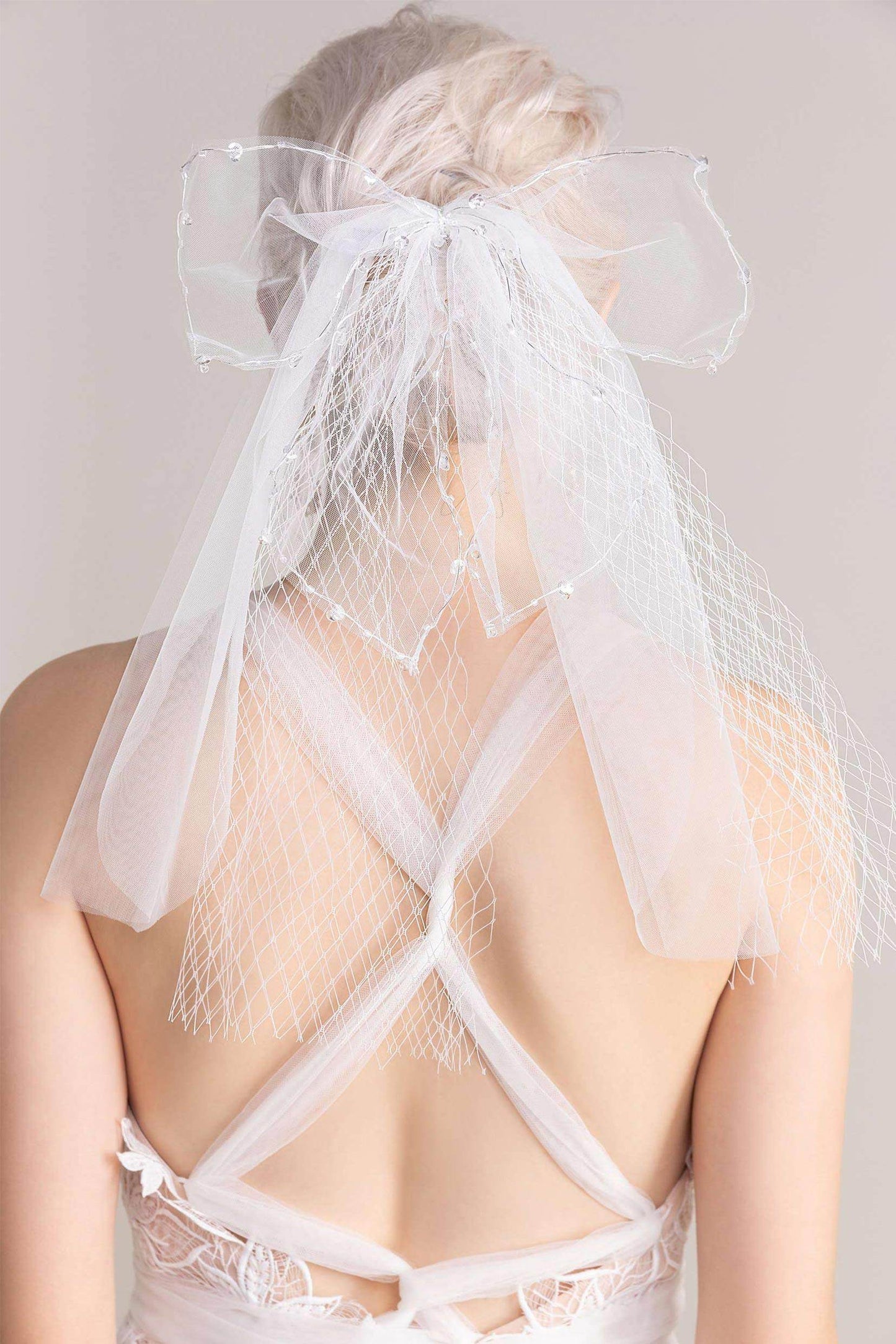 One-tier Cut Edge Tulle Shoulder Veils with Beading CV0252 - COCOMELODY