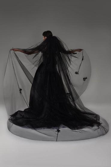 Three-tier Cut Edge Tulle Chapel Veils with Appliques Beading CV0271 - COCOMELODY