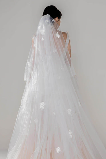 Two-tier Cut Edge Tulle Chapel Veils with Appliques Beading CV0272 - COCOMELODY