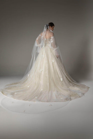 One-tier Cut Edge Tulle Chapel Veils with Appliques CV0274 - COCOMELODY
