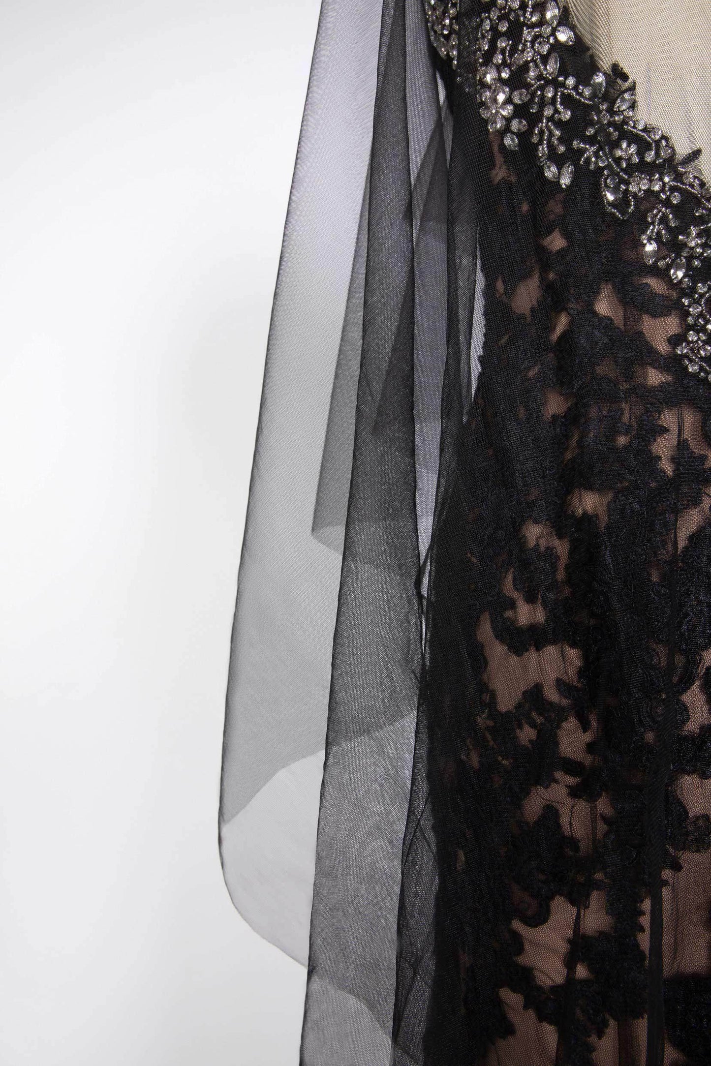 One-tier Cut Edge Tulle Chapel Veils with CV0279 - COCOMELODY