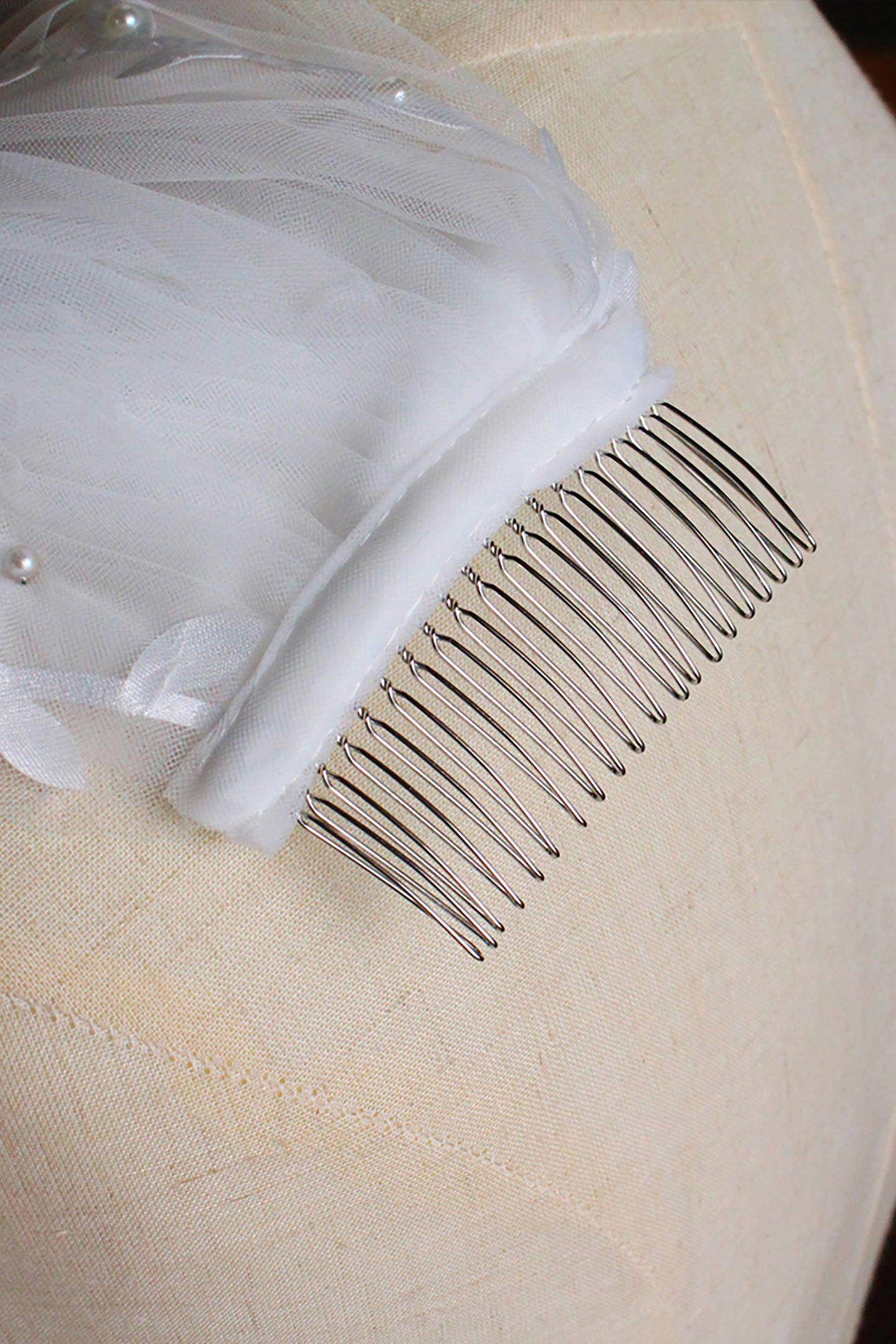 One-tier Leaves Edge Tulle Waist Veils with CV0300 - COCOMELODY