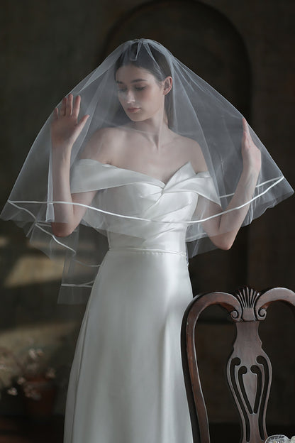 Two-tier Satin Edge Tulle Waist Veils with Ribbons CV0313