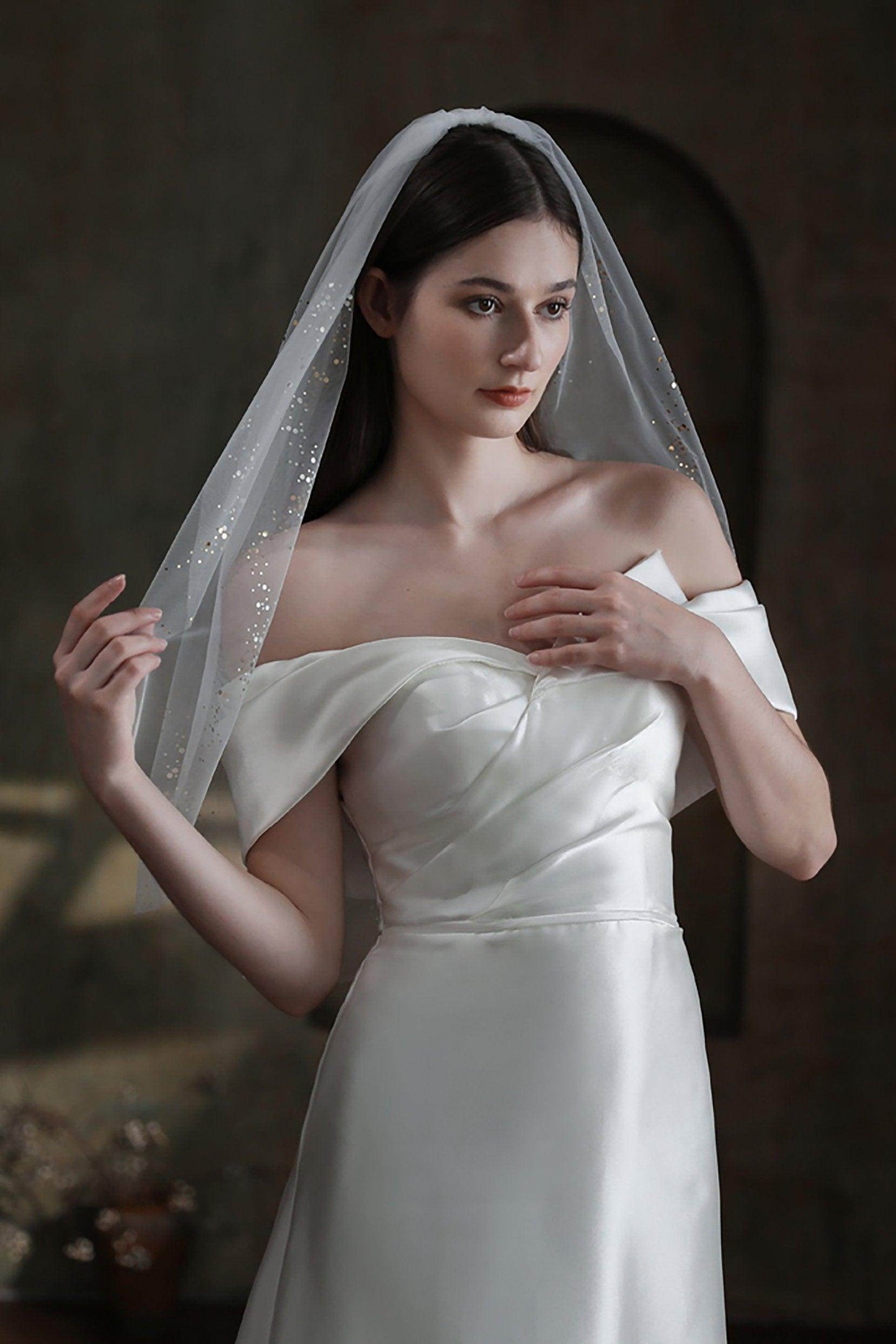 One-tier Cut Edge Tulle Waist Veils with Sequin CV0314 - COCOMELODY