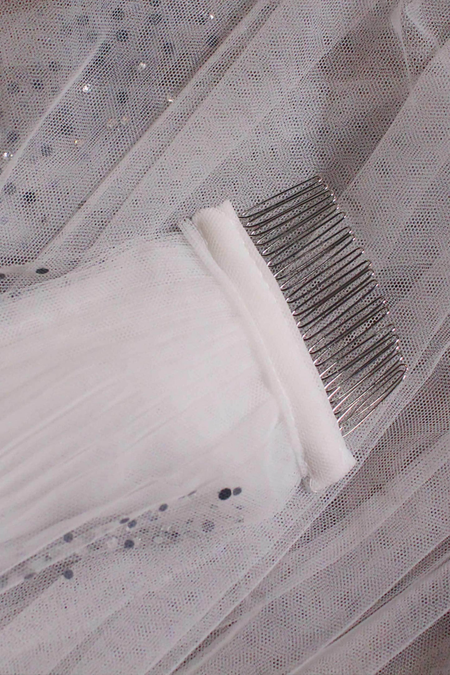 One-tier Cut Edge Tulle Chapel Veils with Sequin CV0321 - COCOMELODY