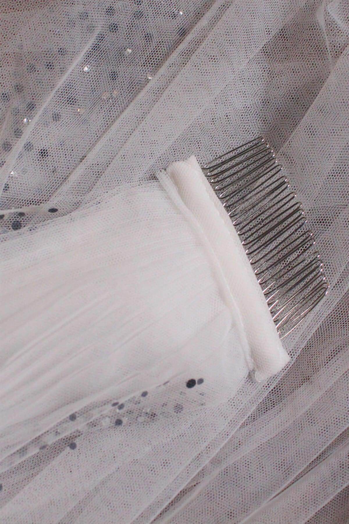 One-tier Cut Edge Tulle Cathedral Veils with Rhinestone CV0369 - COCOMELODY