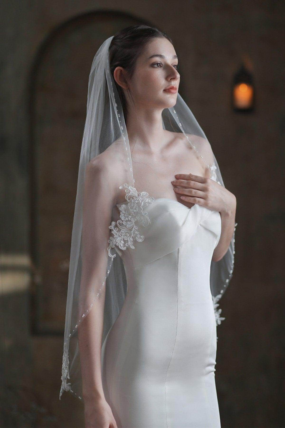 One-tier Lace Edge Tulle Lace Chapel Veils with Pearls CV0370 - COCOMELODY