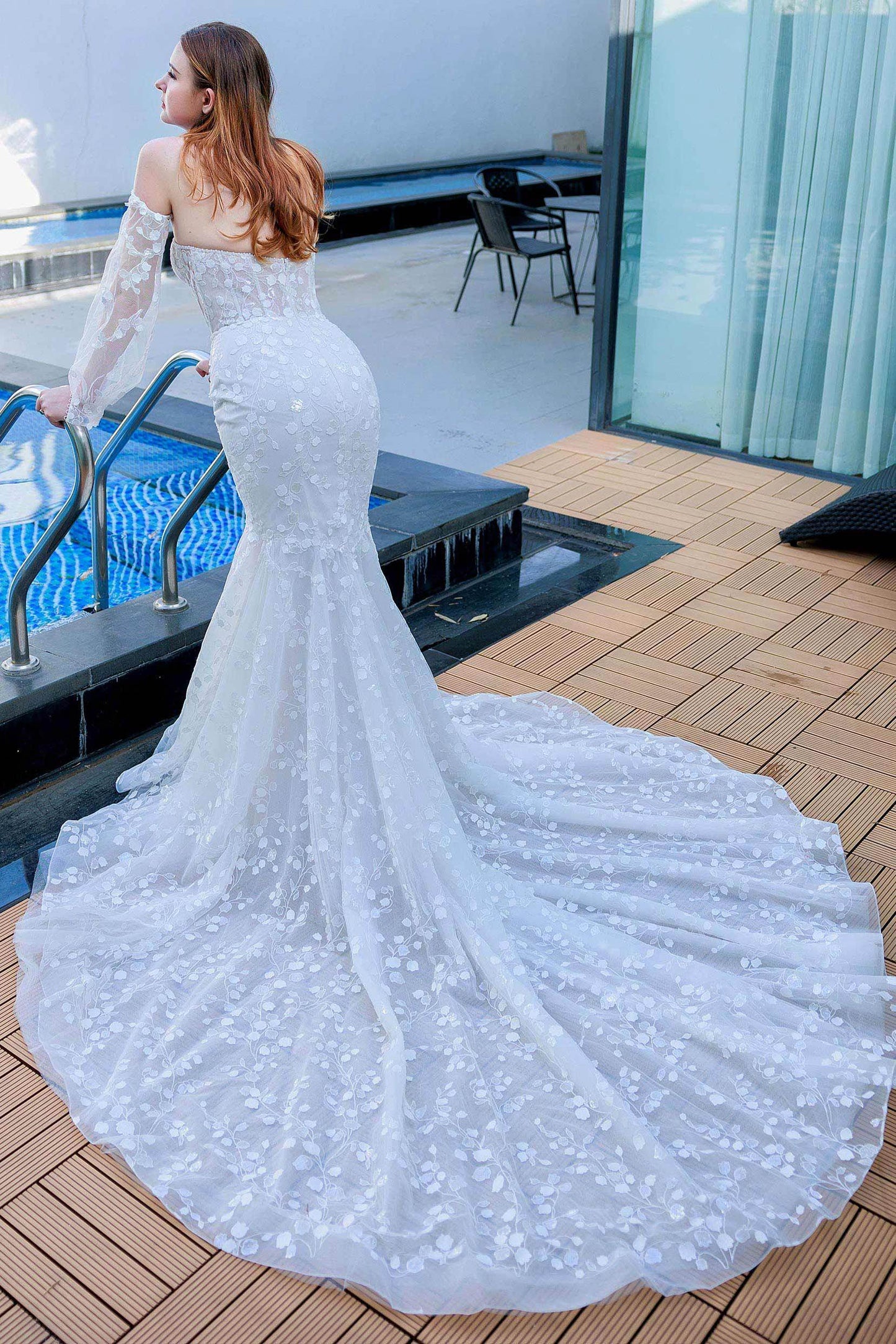 Trumpet-Mermaid Chapel Train Lace Wedding Dress CW3322 - COCOMELODY