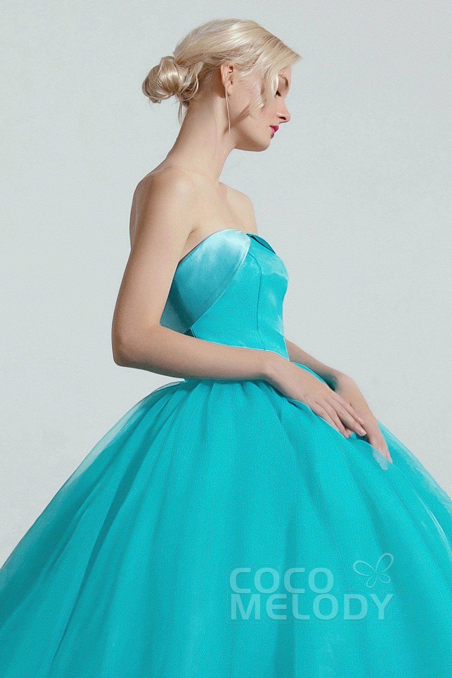 Princess Organza Elastic Satin Wedding Dress CW2097 - COCOMELODY