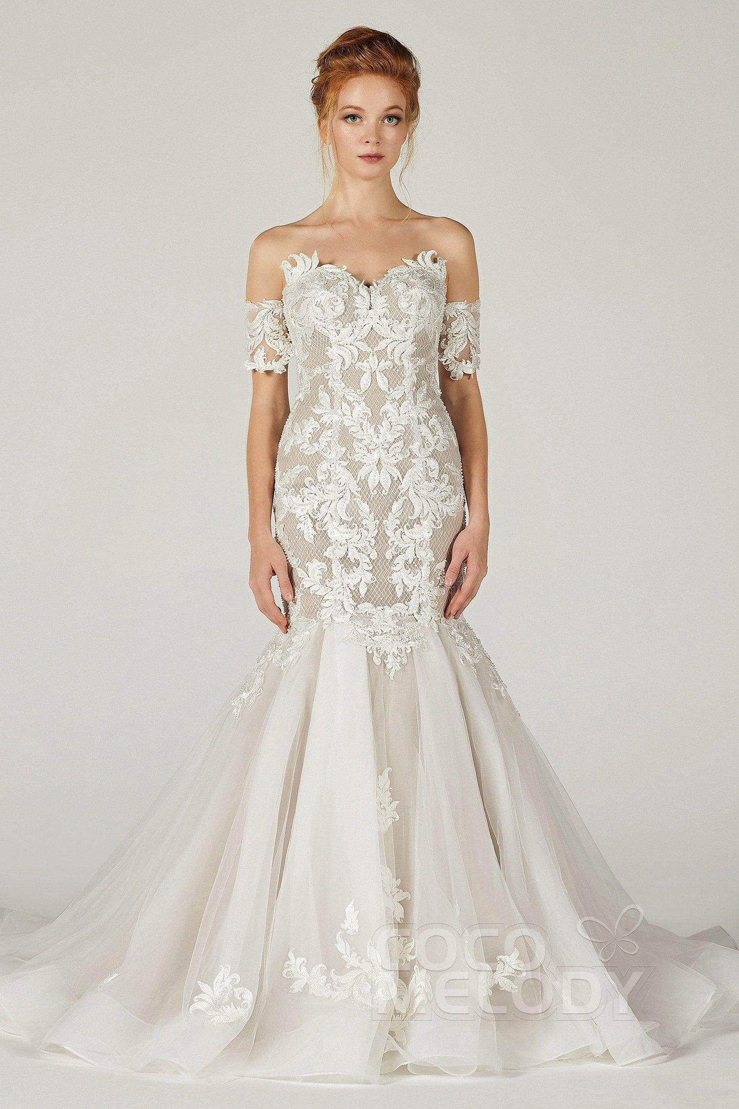 Trumpet-Mermaid Court Train Tulle Wedding Dress CW2121 - COCOMELODY