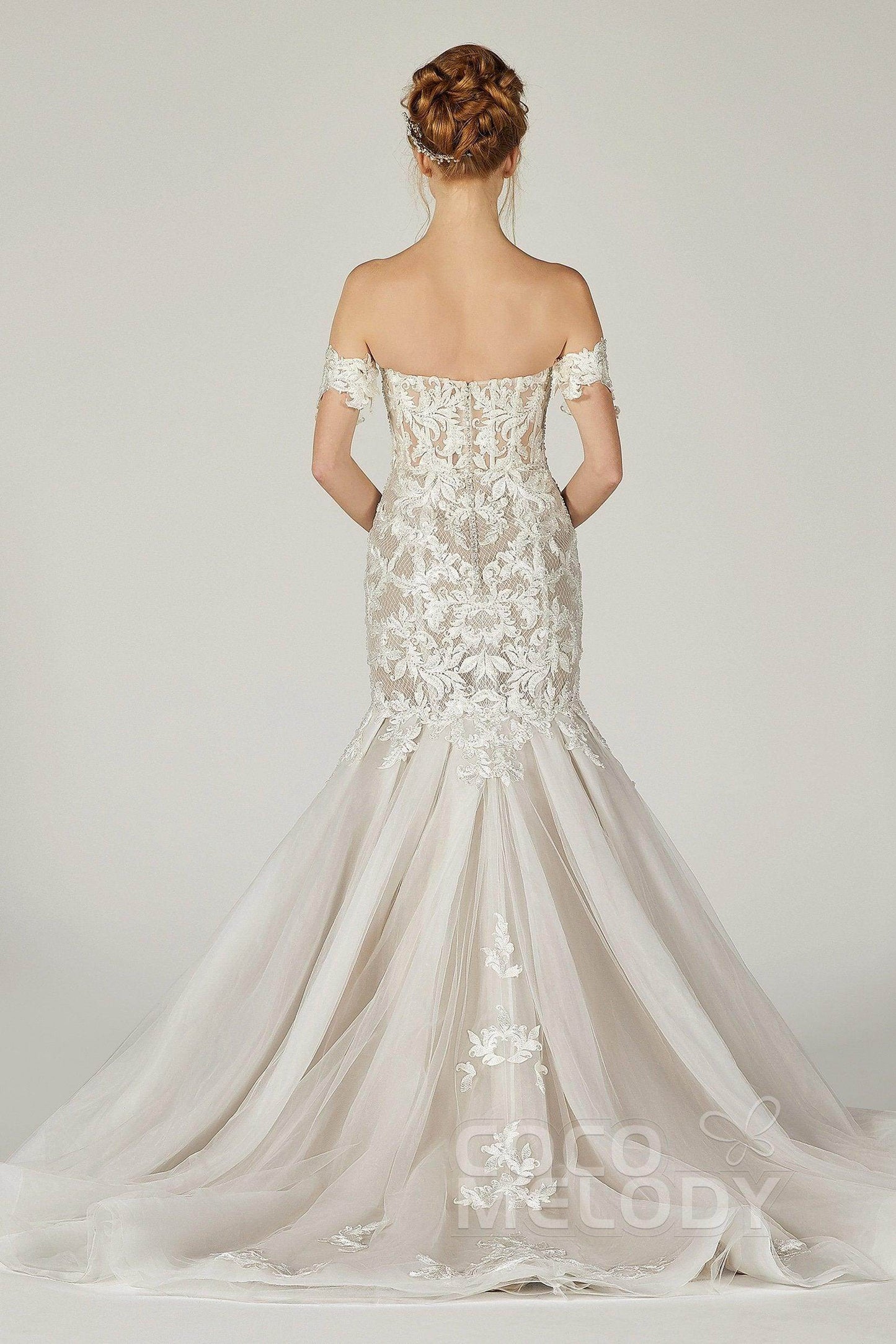 Trumpet-Mermaid Court Train Tulle Wedding Dress CW2121 - COCOMELODY