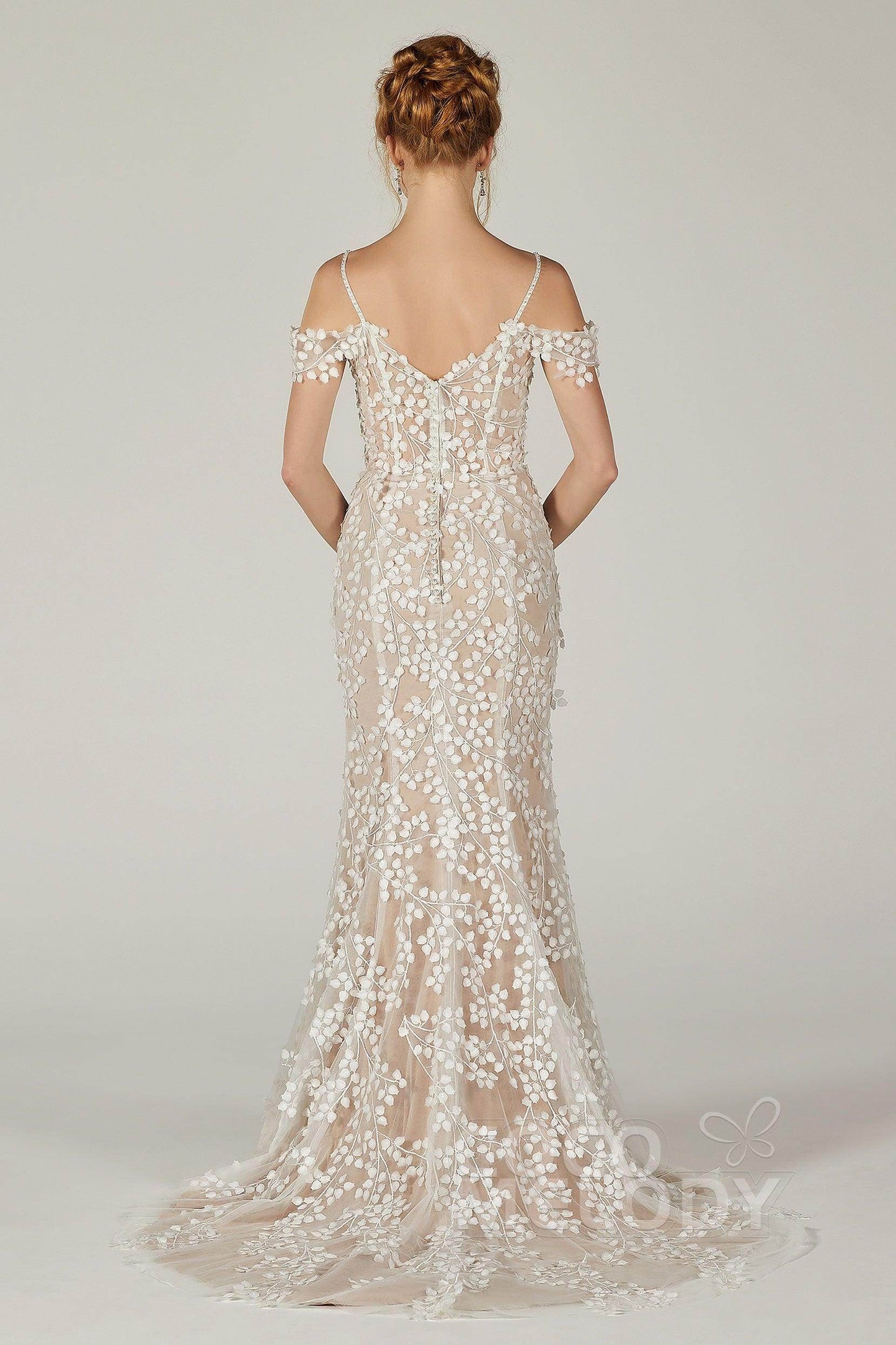 Sheath Court Train Tulle Knitted Fabric Wedding Dress CW2130 - COCOMELODY